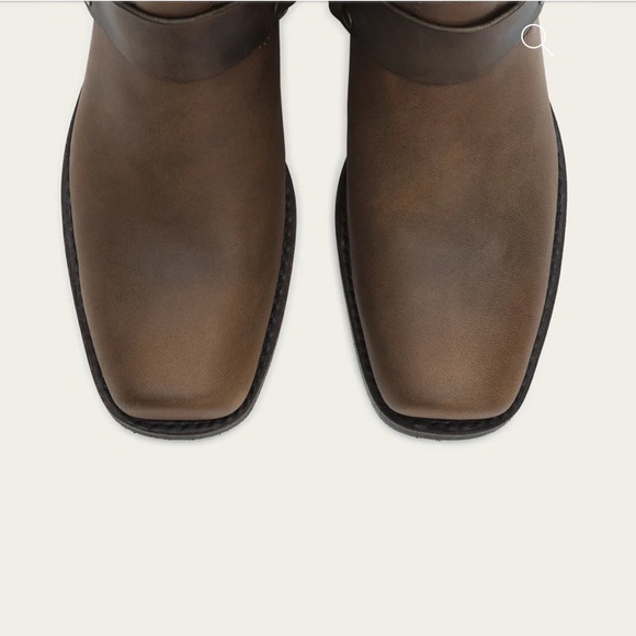 Frye Harness 12R Classic Women’s Boot - Picture 5 of 15